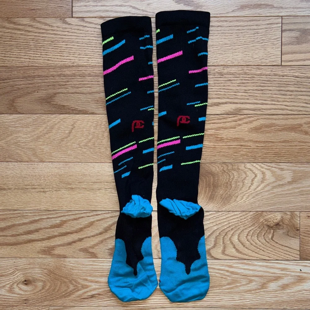 Pro Compression Socks - Picture 3 of 3
